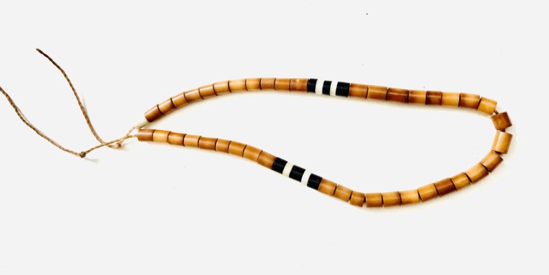 Apurinã People: Handcrafted Light Brown Mixed Unique Bracelet. - Image 2