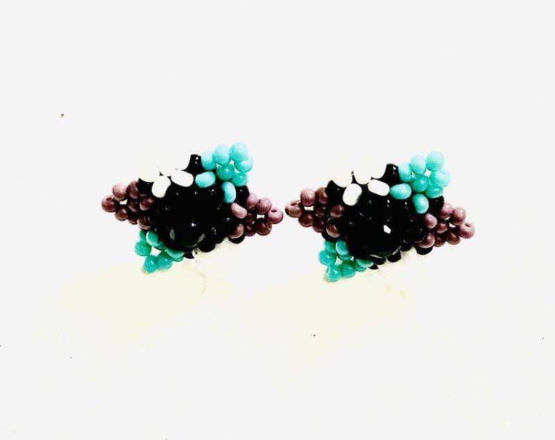 Yawalapiti People: Handcrafted Unique Beaded Flower Earrings - Image 2